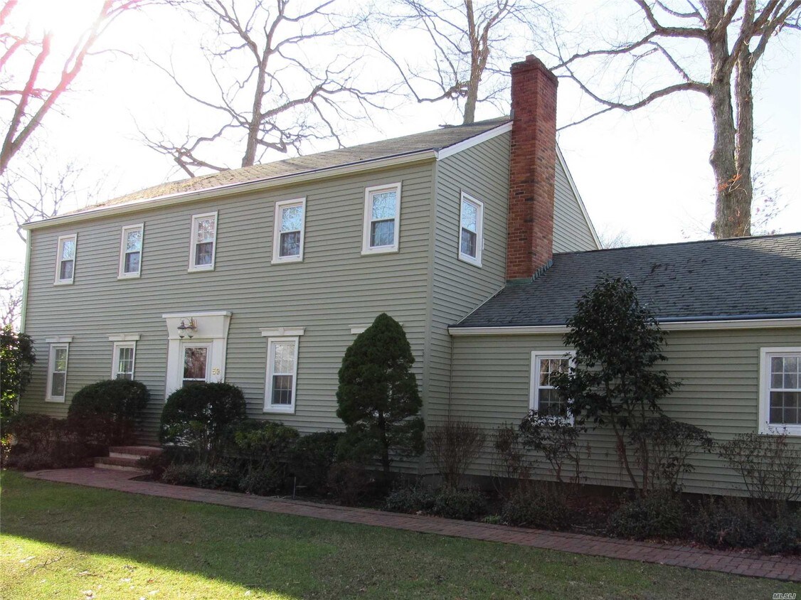 Primary Photo - 59 Bay Harbor Rd W