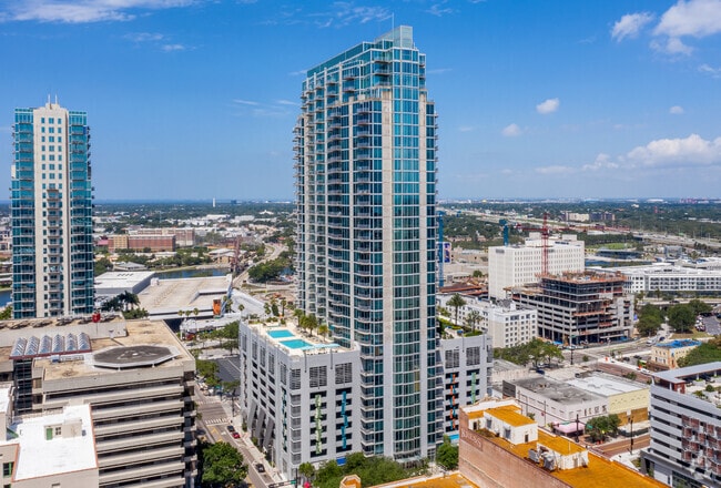 Building Photo - Element