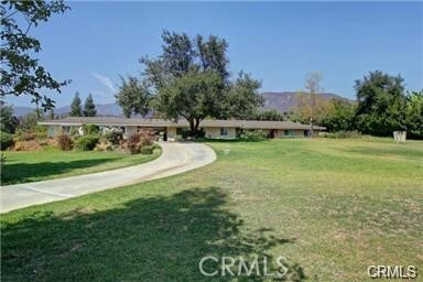 Building Photo - 663 Deodar Ln