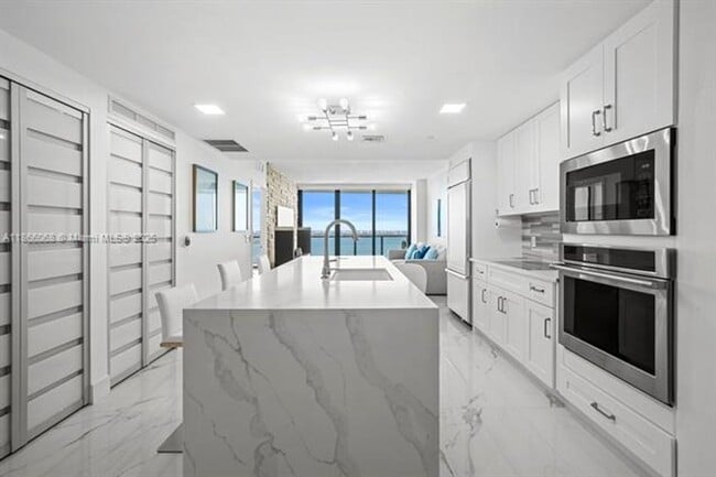 Building Photo - 81 NW 44th St