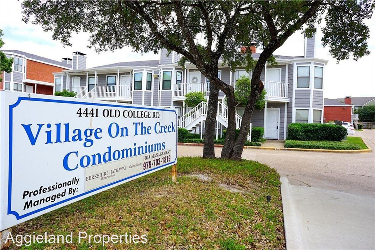 Primary Photo - 1 br, 1 bath House - 4441 Old College Rd #...