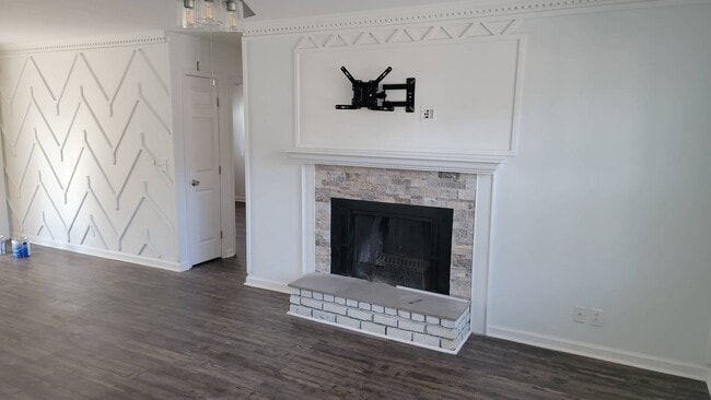 Building Photo - 1056 Jacksons Valley Rd