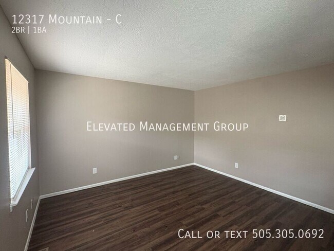 Foto del edificio - 12317 Mountain-C