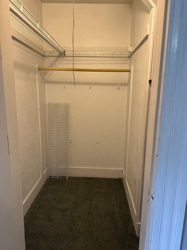 Building Photo - 50 Holbrook St