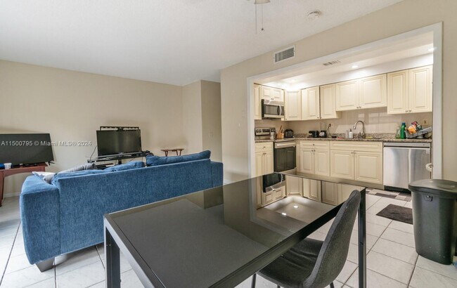 Foto del edificio - 846 NW 81st Terrace