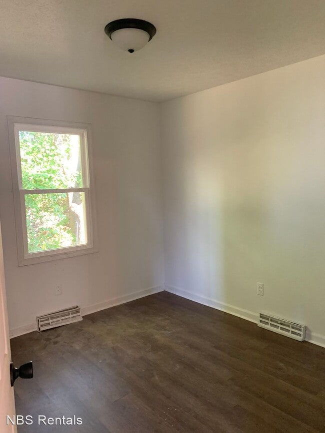 Building Photo - 2 br, 1 bath House - 1520 Buchanan Street
