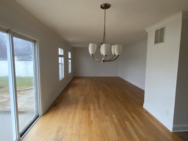 Foto del edificio - 12465 Shelby Pl
