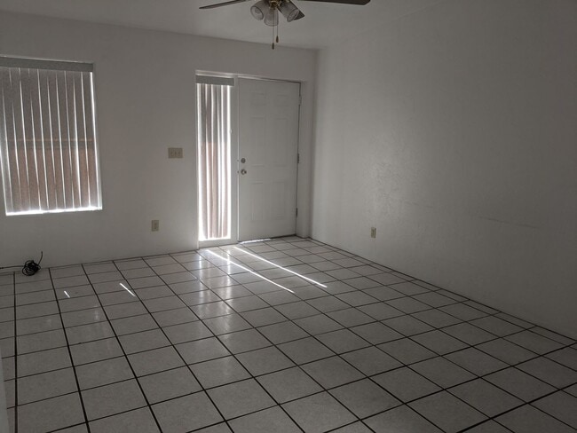 Building Photo - 2319 N Sonoita Ave