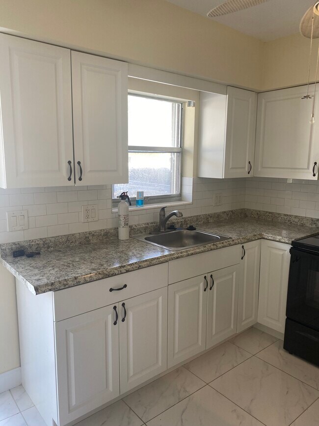 Updated Kitchen - 3860 NE 21st Way