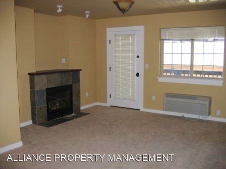 Foto del edificio - 2 br, 2 bath House - 4645 Bembrick Dr, Uni...