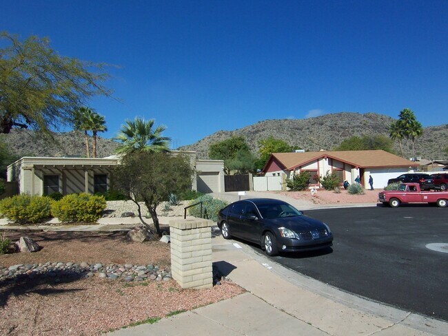 Building Photo - 3-Bedroom in Ahwatukee
