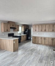 Building Photo - 18 Landrey Dr
