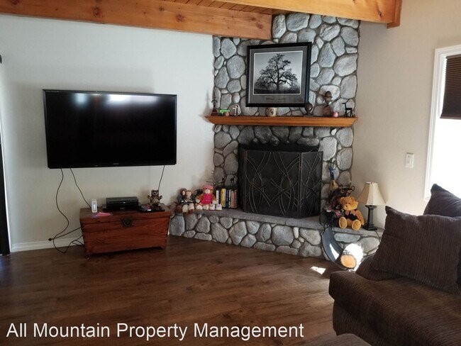 Building Photo - 3 br, 2 bath House - 629 Moreno