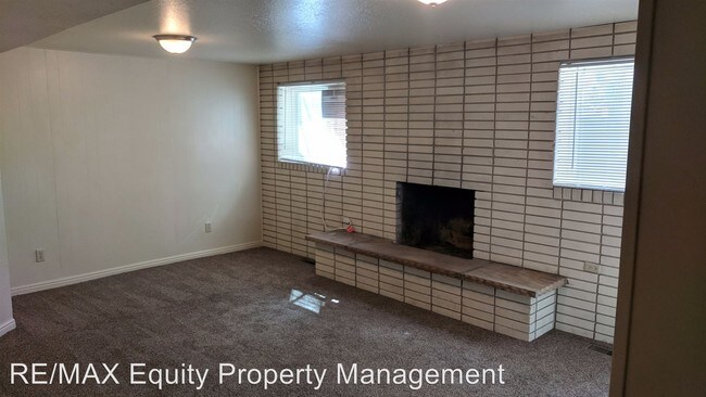 Foto del edificio - 1039 N 100 W