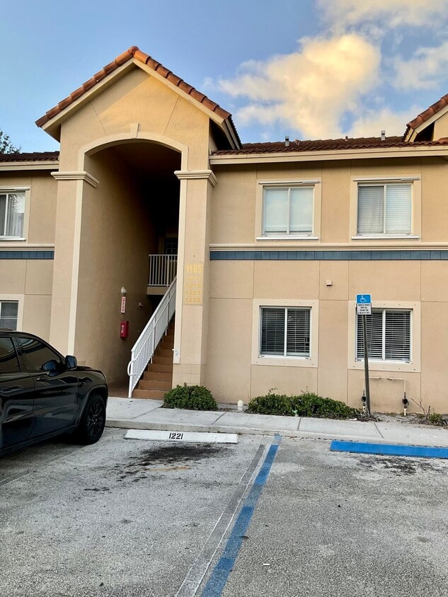 1165 Golden Lakes Blvd Unit 1212, West Palm Beach, FL 33411 Condo for