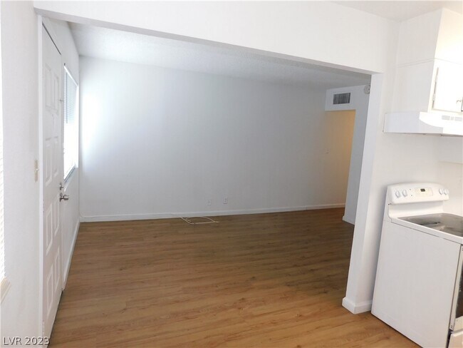 Foto del edificio - 715 N 11th St