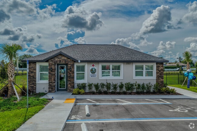 Leasing Office - The Villas at Seven Hills