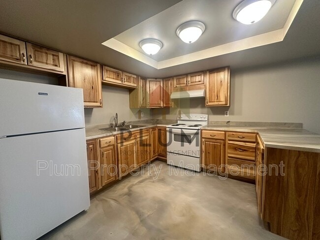 Building Photo - 809 Bulwer St