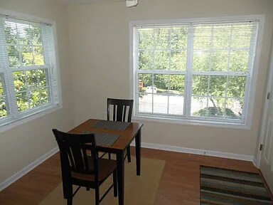 Foto del edificio - 3710 Pardue Woods Pl