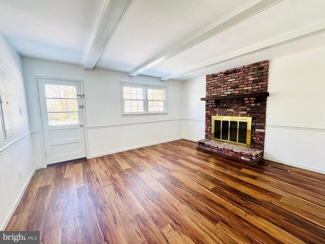 Foto del edificio - 220 Somerdale Rd