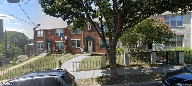 Building Photo - 1314 Downing Pl NE