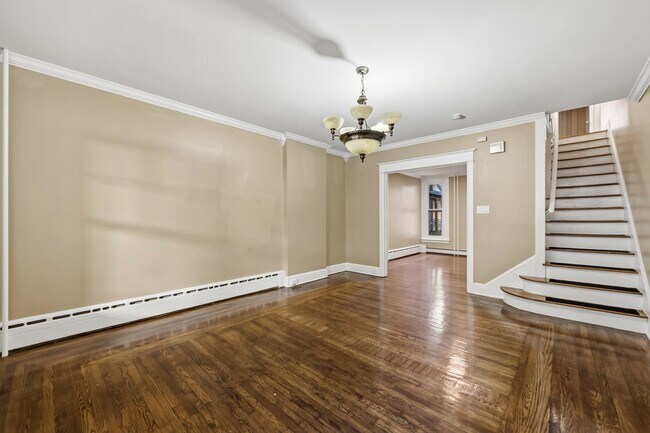 Building Photo - 1234 1/2 Tilghman St