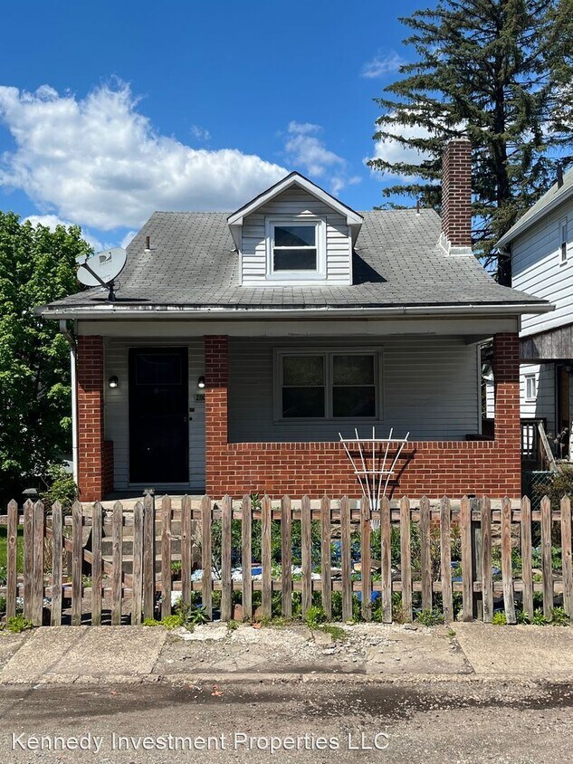 Primary Photo - 2 br, 1.5 bath House - 2805 Palmgreen Street