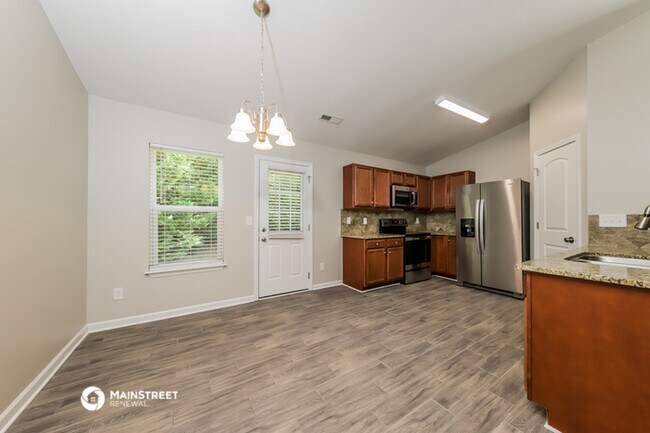 Building Photo - 5383 Liberty Hall Cir