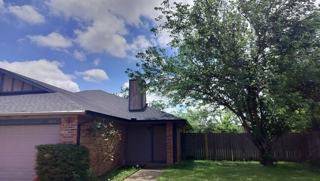 Photo - 6300 Mark Ct House
