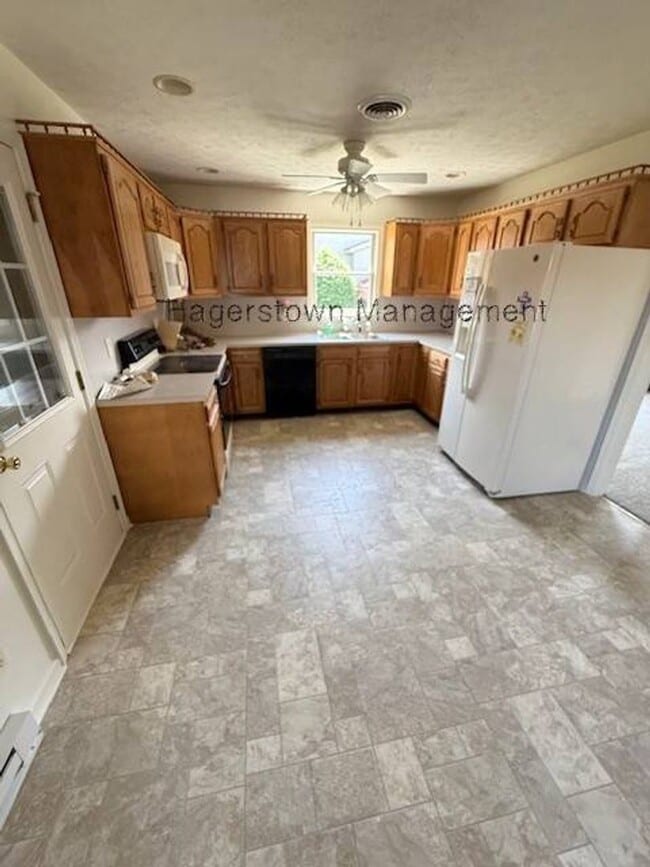 Building Photo - 1 Level Home in Greencastle