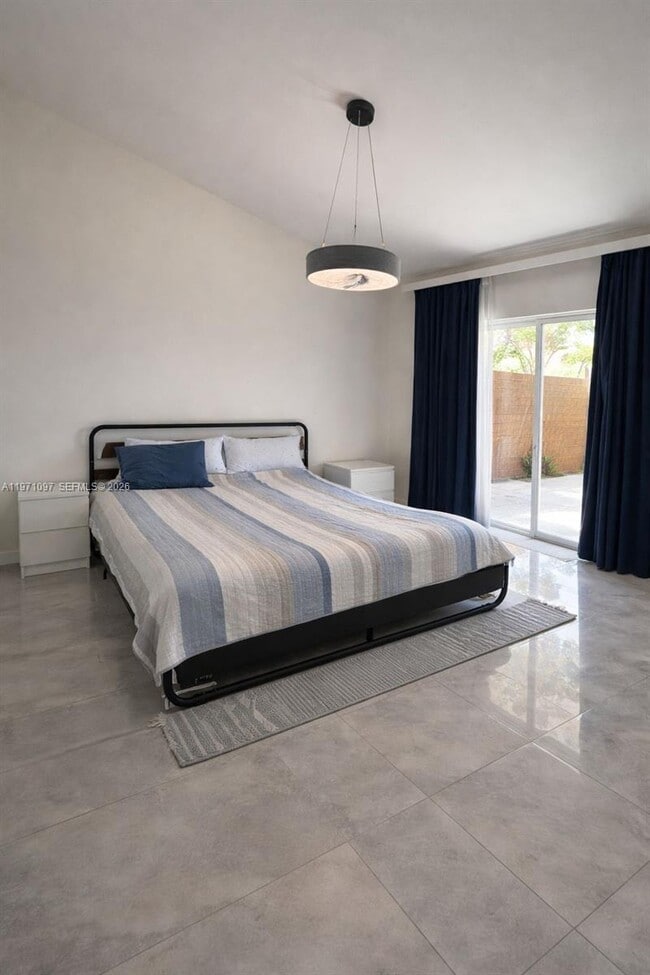 Foto del edificio - 500 NE 3rd St