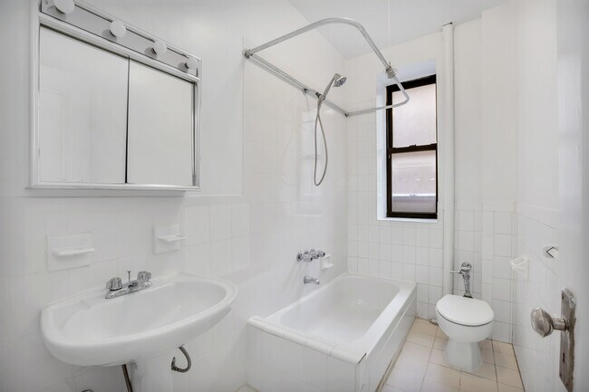 Foto del edificio - 340 W 86th St