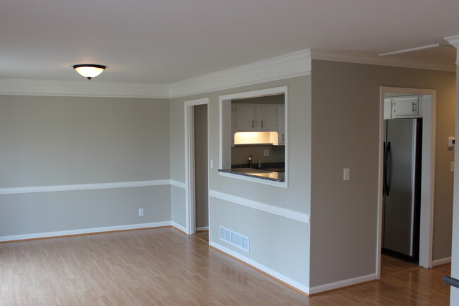 Building Photo - 6520 Montero Dr