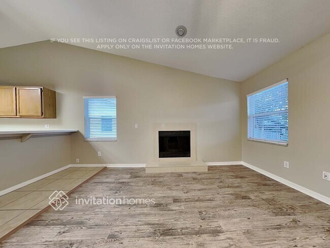 Foto del edificio - 553 Rapid Falls Dr