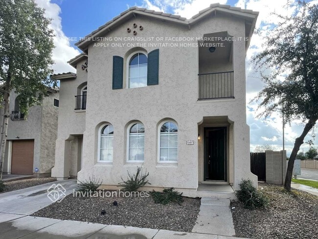 Building Photo - 1407 E Mobile Ln