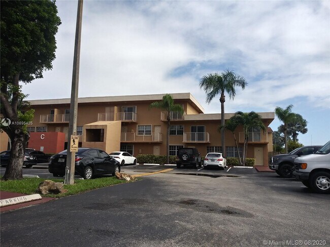 Foto del edificio - 7510 SW 152nd Ave