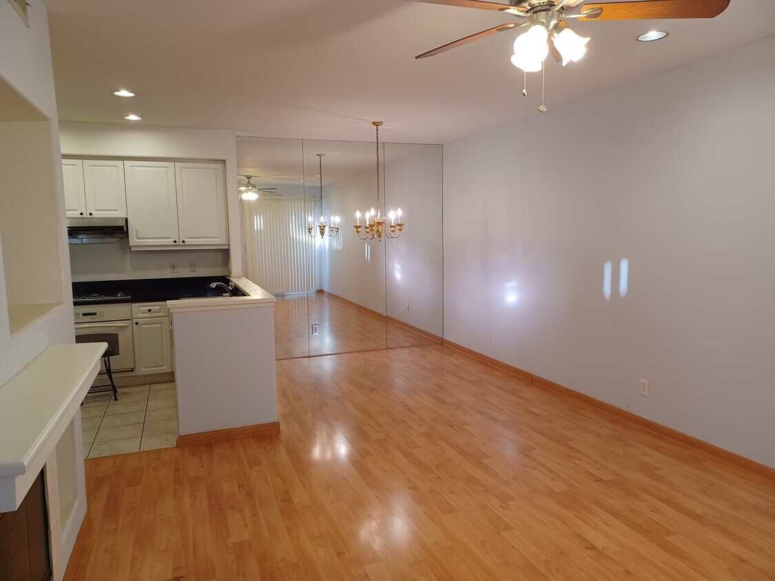 10756 Sabre Hill Dr Unit 165