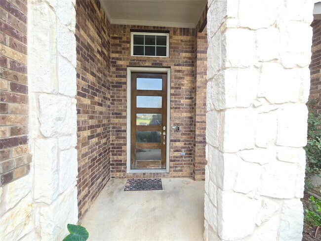 Building Photo - 1717 Navajo Song Ln