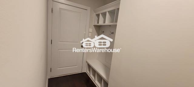 Building Photo - 1351 Callahan Cv