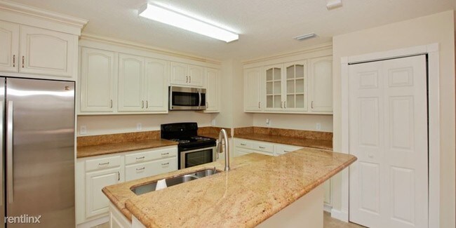 Foto del edificio - 10361 NW 10th St