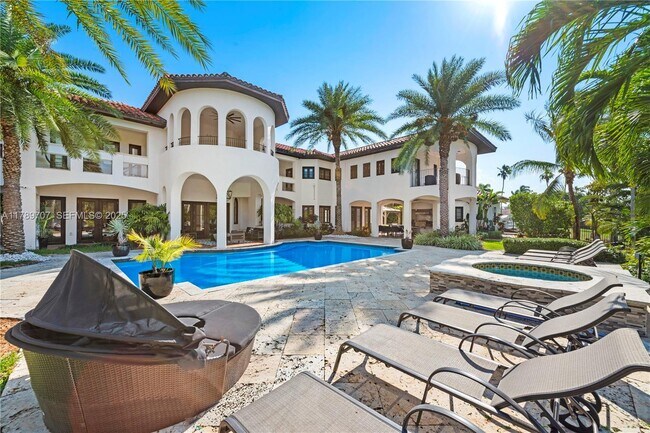 Foto del edificio - 1201 NE 83rd St