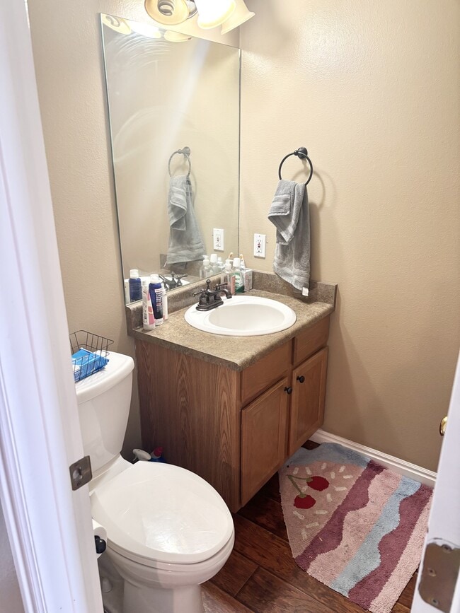 Building Photo - 112 W 1230 N St