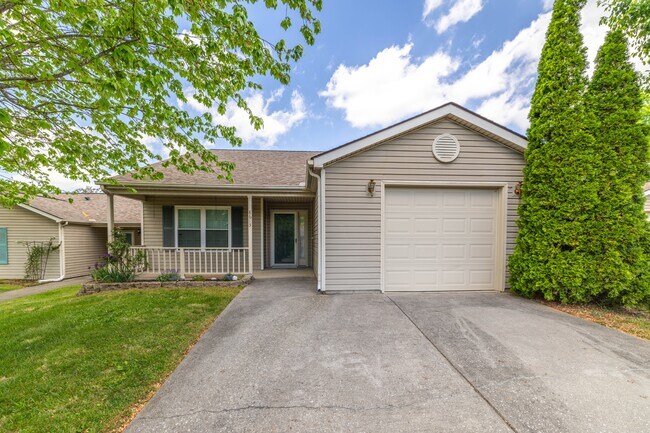 Building Photo - 8613 Little Field Way