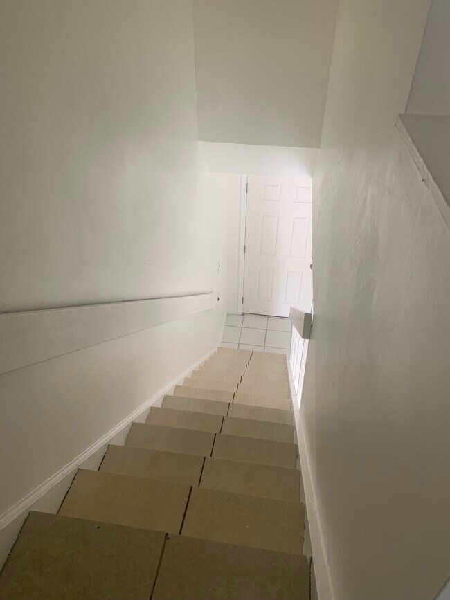 Foto del edificio - 2261 W 53rd St