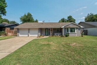 Building Photo - 2206 NW 55th St