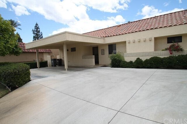 Building Photo - 40513 Bay Hill Way