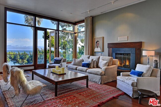 Foto del edificio - 1807 Fernald Point Ln