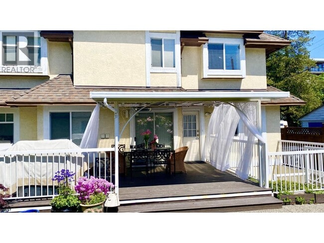 Photo du bâtiment - 520 W 26th Ave