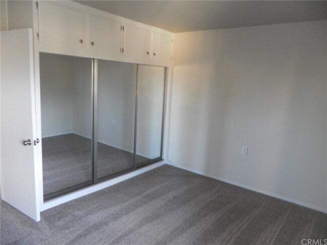 Building Photo - 2119 Via Puerta