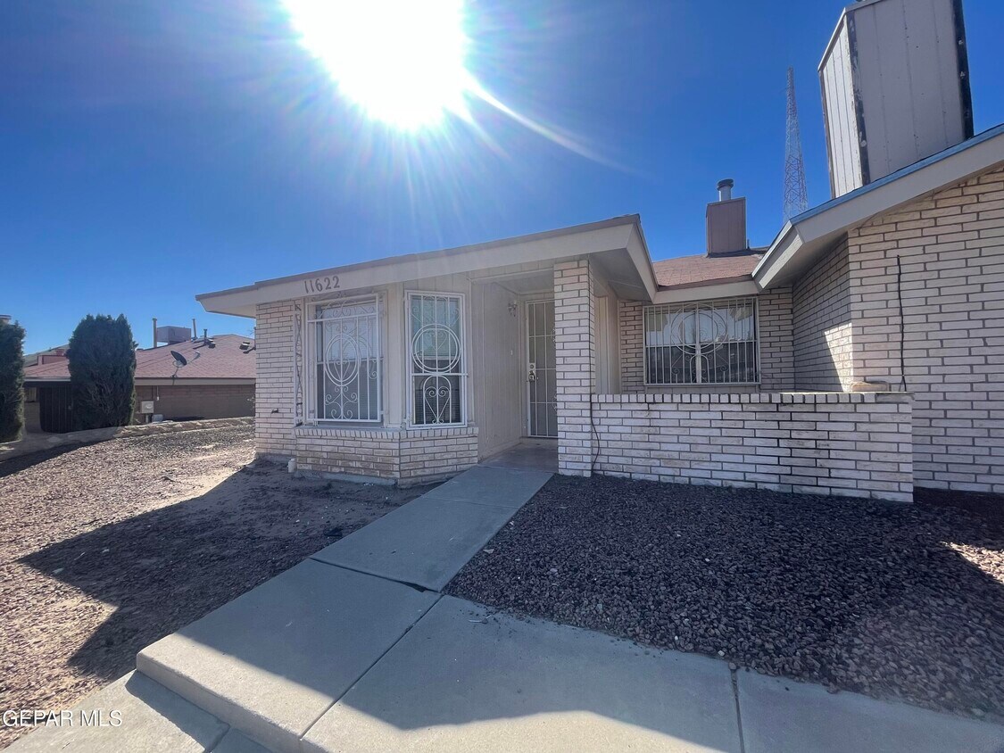 Foto principal - 11622 Scott Simpson Dr
